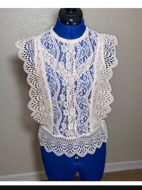 Zara Lace Trim Sleeveless Camisole in Light Cream